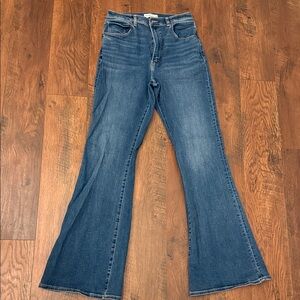 Abercrombie & Fitch The Flare Ultra High Rise Jeans